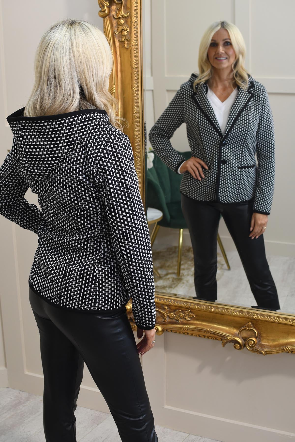 Monochrome blazer shop