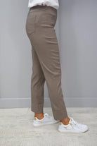 Robell Bella Coffee Trousers - 51568 5499 17